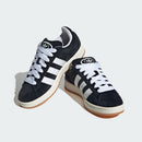 https://assets.adidas.com/images/h_2000,f_auto,q_auto,fl_lossy,c_fill,g_auto/fc29a832351b4ace82b783fa26db3bbf_9366/Tenis_Campus_00s_Preto_JK3370_04_standard.jpg
